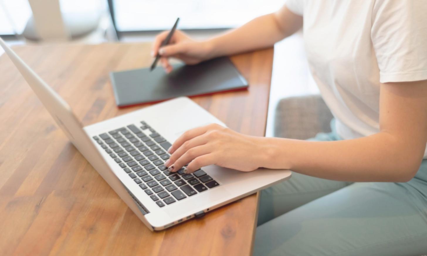 Espacio de trabajo profesional para reuniones empresariales